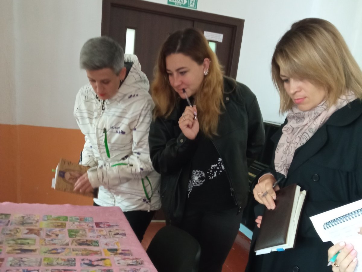 Проведено практикум для практичних психологів «Використання метафоричних асоціативних карт у роботі практичного психолога»